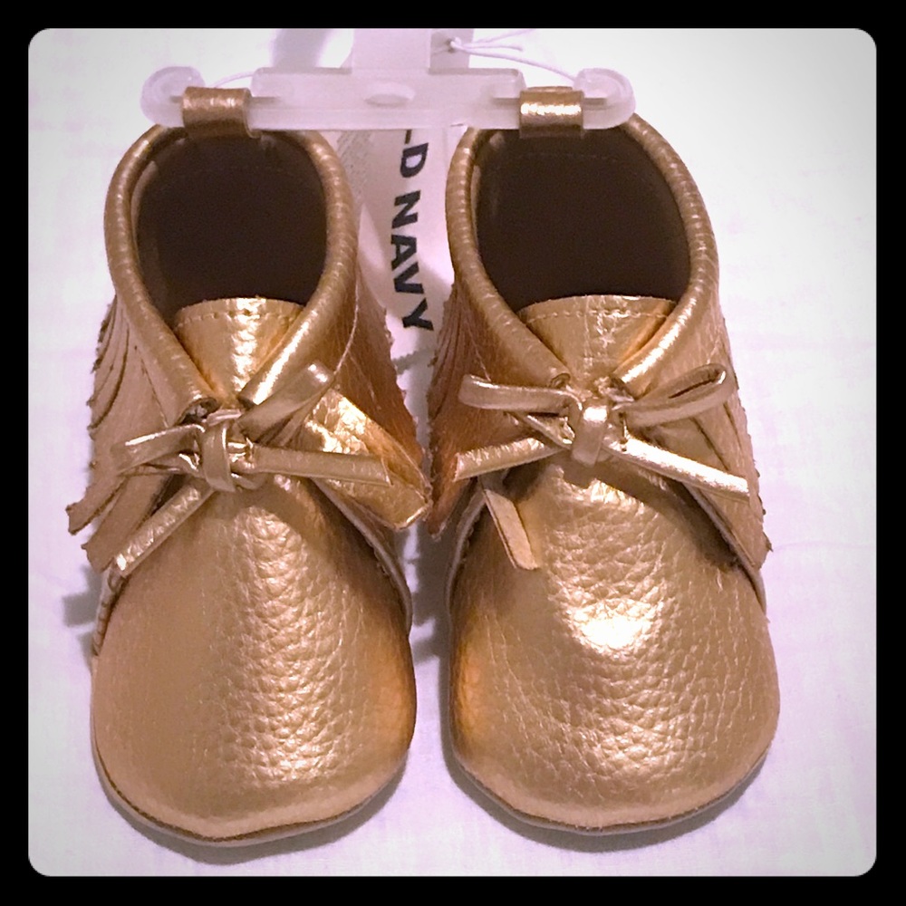 NWT gold baby moccasins 6-12 months